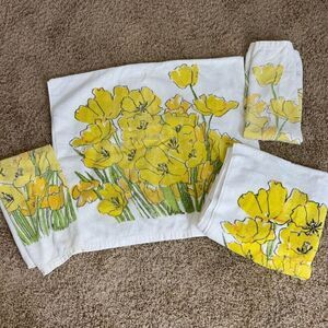 Set 4 Vera Neumann Burlington Yellow 1970s Bath& hand towels flower daffodil MCM